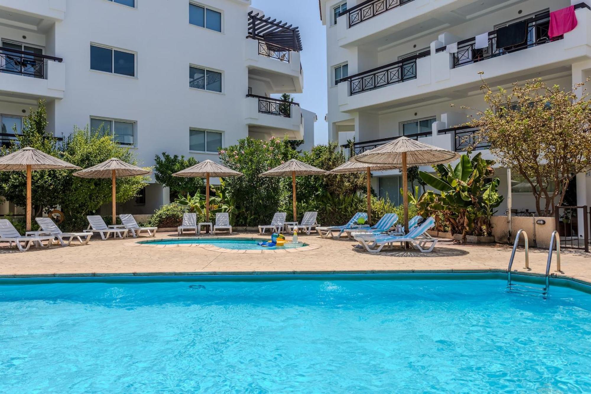 Artemis Cynthia Complex Apartman Paphos Kültér fotó